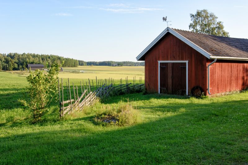 Barn Building